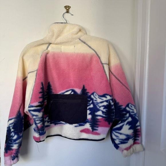 ❌ SOLD ❌ Urban Outfitters Mountain Range Zip Up Jacket - Picture 4 of 4